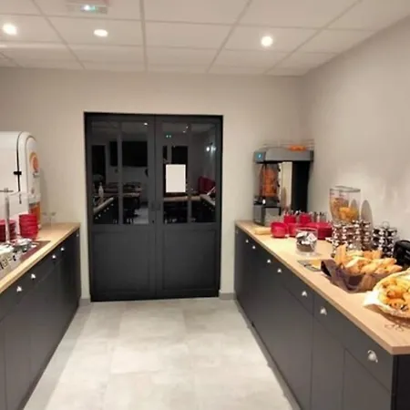 Hotel Logis Sud Angers