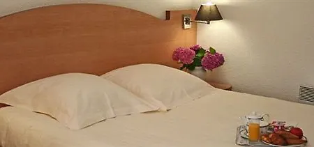 Logis Sud Готель