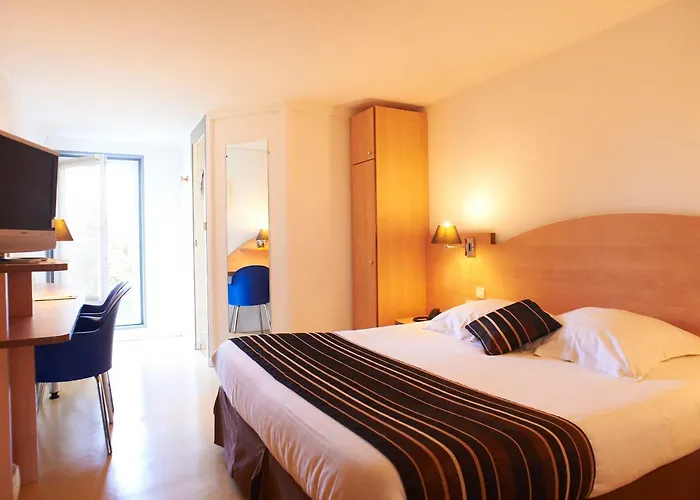 Hotell Logis Sud Angers